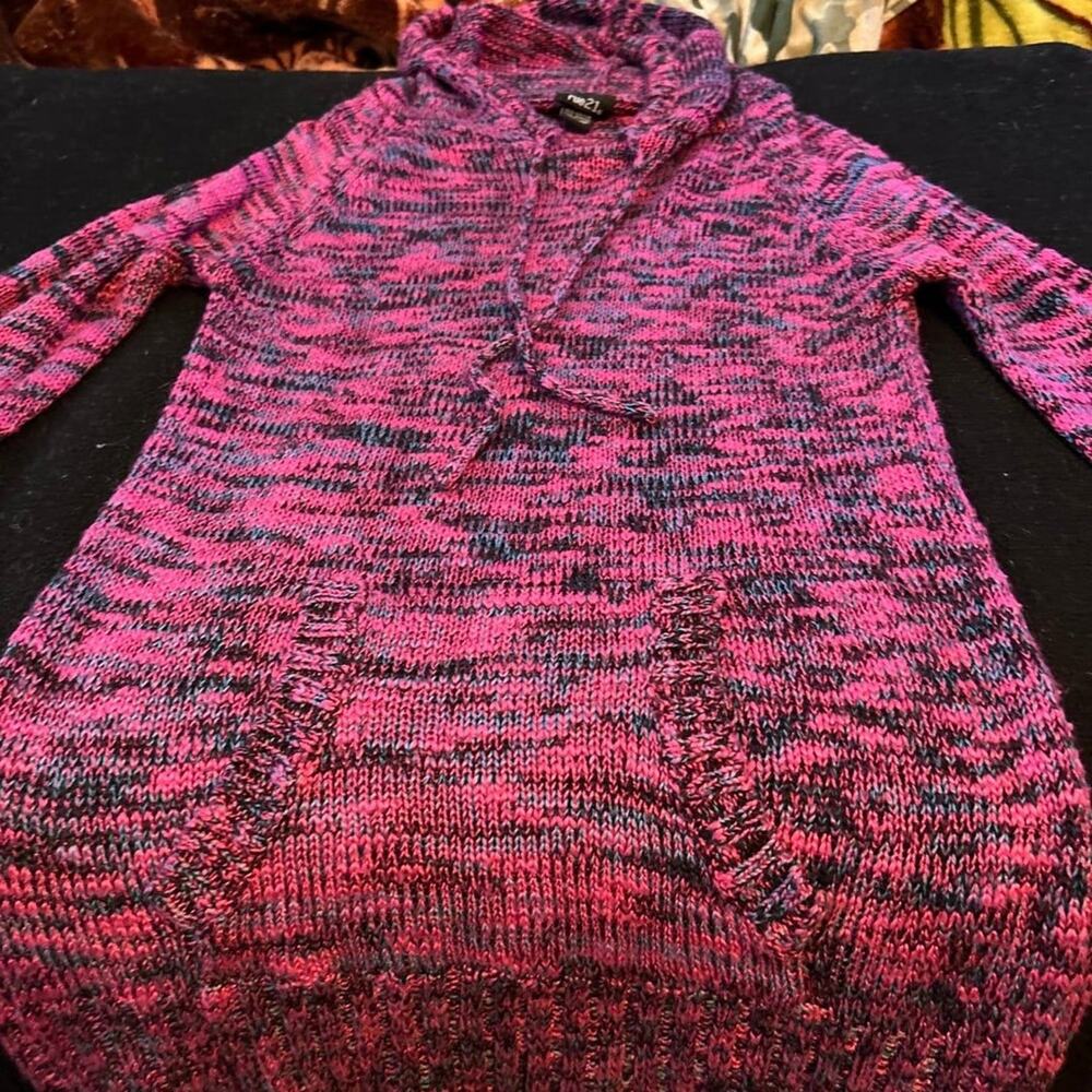 Rue21 hoodie sweater size large